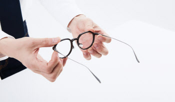 '맞춤형 안경 제작' 브리즘, 54억원 시리즈A 투자 유치