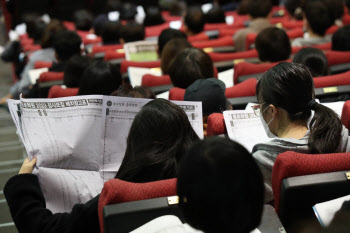 ‘대기업’보다 ‘의대’…반도체학과, 정원보다 많은 등록 포기