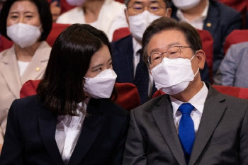 박지현 "죄 없는 이재명, 당당하게 나가라...이러다 총선 폭망"