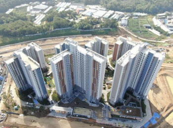 LH, 1.2만 공공주택에 민간브랜드 적용…공사비 현실화