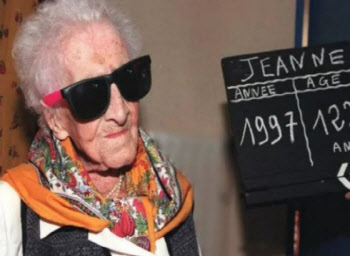 96년 흡연하고도 122세까지 장수한 할머니의 비결…“돈과 여유”