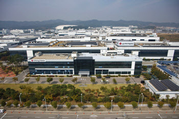 LG엔솔 오창 공장, ‘에너지플랜트’로 새출발…직원 의견 반영