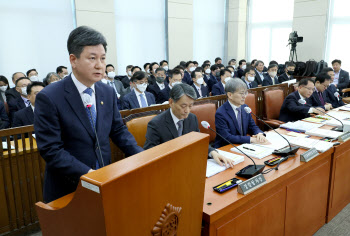 한창섭 직무 대행 "이상민 장관 공백 커…헌재 조속한 심판 바라"