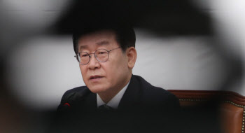 '이재명 2차 영장' 추진하나…檢, 대북송금 수사 박차