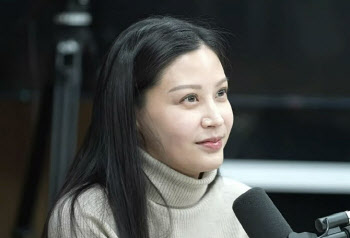 조민, 부산대 입학취소 재판 증인 출석… “난 떳떳해 숨지 않겠다”