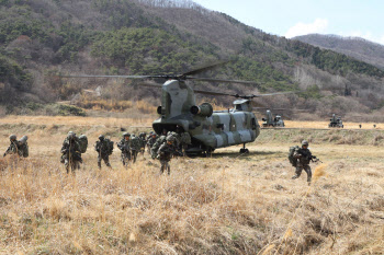 육군2신속대응사단, 적지 침투 위한 첫 대규모 공정작전 훈련