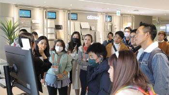 "22개국 치과의사 1500명"…오스템임플란트, 韓본사 방문해 임상교육 받는다