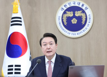 韓日 경제파트너십, 한 단계 끌어올린다…반도체·에너지 분야 협력