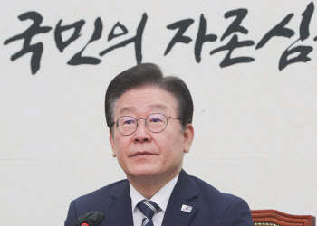 이재명, 20억 경선자금 요구? "사실 같아 보이나…일방적 주장"