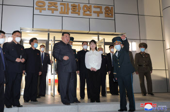 "바이든에게 北은 '고위험 저보상' 문제…우선순위 밀려"