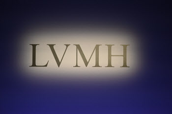 LVMH, 시총 5000억달러 돌파…유럽 기업 중 최초