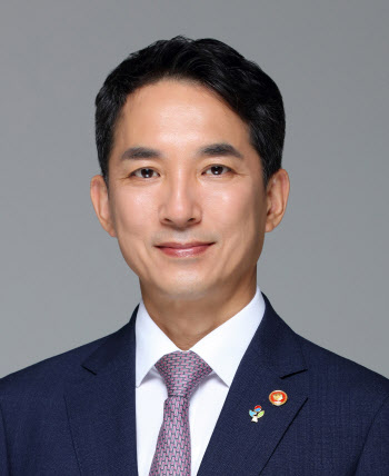 尹, 국가보훈부 장관에 박민식 국가보훈처장 지명