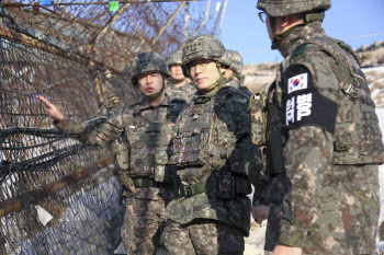 육군총장 "北 인권 참상 아는게 적화야욕 분쇄하는 강력한 무기"