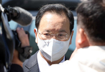'정치자금법 위반' 하영제 의원, 국민의힘 탈당