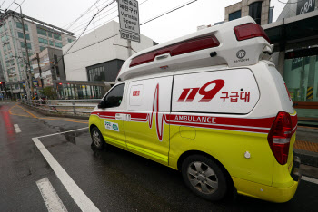 2시간 뺑뺑이 돌다 사망…교통사고 환자, 병원 10여 곳서 “수용 불가”