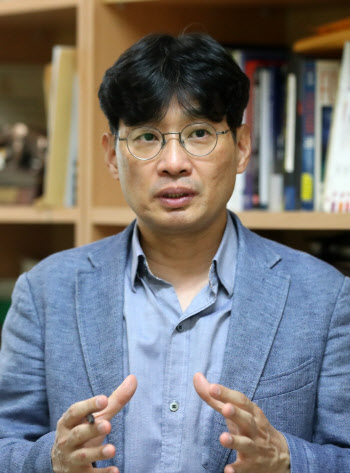 "반도체 등 전략기술 세액공제 늘려…IPEF 공급망 효과 극대화해야"