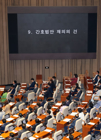 여야, 양곡법·간호법 놓고 끝장토론이라도 해 봤나