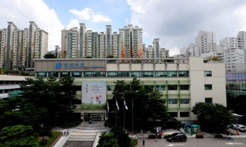 강남 재수학원서 130명 집단 식중독 의심 신고
