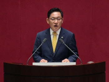 정의당 배진교 "尹의 1년, 역주행의 총체적 파탄" 사회생태국가 약속