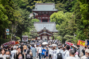 일본, 씀씀이 커진 해외 관광객 덕분에 함박웃음