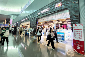'새로운 10년' 연 인천공항 면세점…신라·신세계·현대百 '출사표'