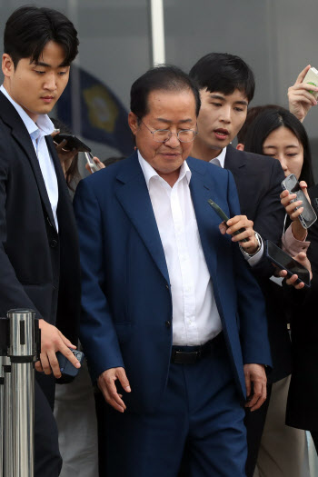 '폭우 골프' 홍준표 대구시장, 당원권 10개월 정지 징계(상보)