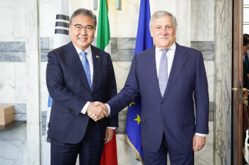 박진, 이탈리아와 외교장관회담…양국 협력 관계 다져