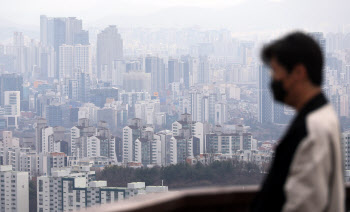 역전세 후폭풍…'허그'에 소송당한 우리은행, 왜