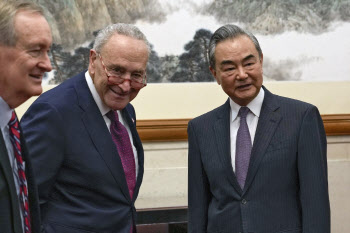 중국 방문한 미국 상원의원단…“미국 기업 공정 경쟁” 촉구