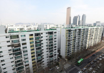 서울시, 한양아파트 재건축 제동…"도시정비법 위반 소지"