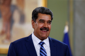 '석유 매장량 1위' 베네수엘라 제재 풀리나