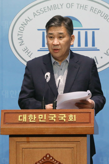 최승재 의원 고발한 공익신고센터 대표 “공익신고자 보호 우선”