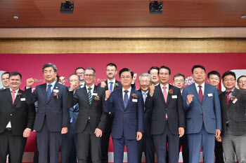 충남도, 지자체 최초 유럽서 투자설명회…외자유치 외연 확대