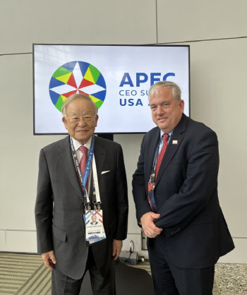 손경식 경총 회장, ‘APEC 정상과의 대화’ 참가