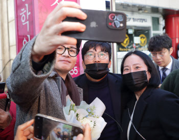 한동훈 “여의도 사투리 아닌 5000만명이 쓰는 문법 쓰겠다”