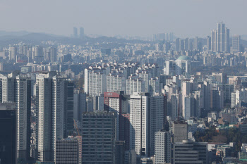 "청담동 PF 만기연장, 금융안정 기여했지만 이자부담은 증가"