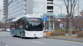 국내최초 자율주행 대중교통 '판타G버스' 1만 탑승객 돌파