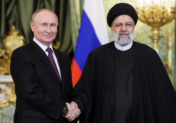 푸틴·이란 대통령 정상회담…"서방, 가자 대량학살 범죄 지원"