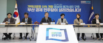 `부산 민심` 잡기 나선 민주당…전세사기 특별법 개정에도 박차
