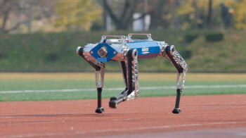 KAIST 하운드 로봇, 100m 19.87초에 주파해 기네스 기록