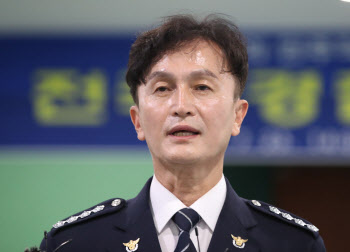 전국경찰서장회의 주도한 류삼영 전 총경, 민주당 3호 영입인재 발탁