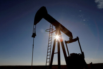 OPEC+ 감산 무력화하는 '세계 최대 산유국' 美