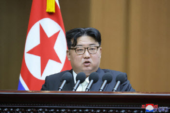 “北 김정은 ‘전쟁’ 메시지, 허세 아니다” 분석에…태영호 “6·25 전쟁과 달라”