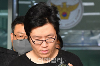 '신림동 등산로 살인' 최윤종, 오늘 1심 선고…검찰, 사형 구형