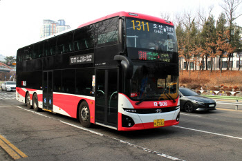 친환경 2층 전기버스, 오산~강남 5300번 노선 달린다
