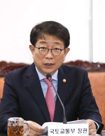 박상우 국토장관 "국민께 보고한 정책, 이제부터 시작"