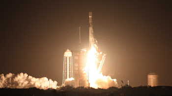 美 달 착륙선 '오디세우스' 발사…민간 첫 도전