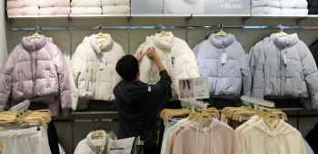 따뜻한 겨울날씨에 패션업계 ‘숏’ 유행