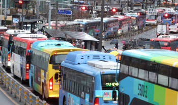 서울-경기도 광역버스 예약제 확대…급행 도입