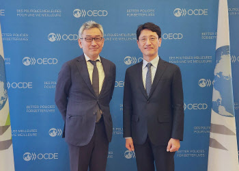 김윤상 기재차관 프랑스 방문…OECD와 공동연구 추진